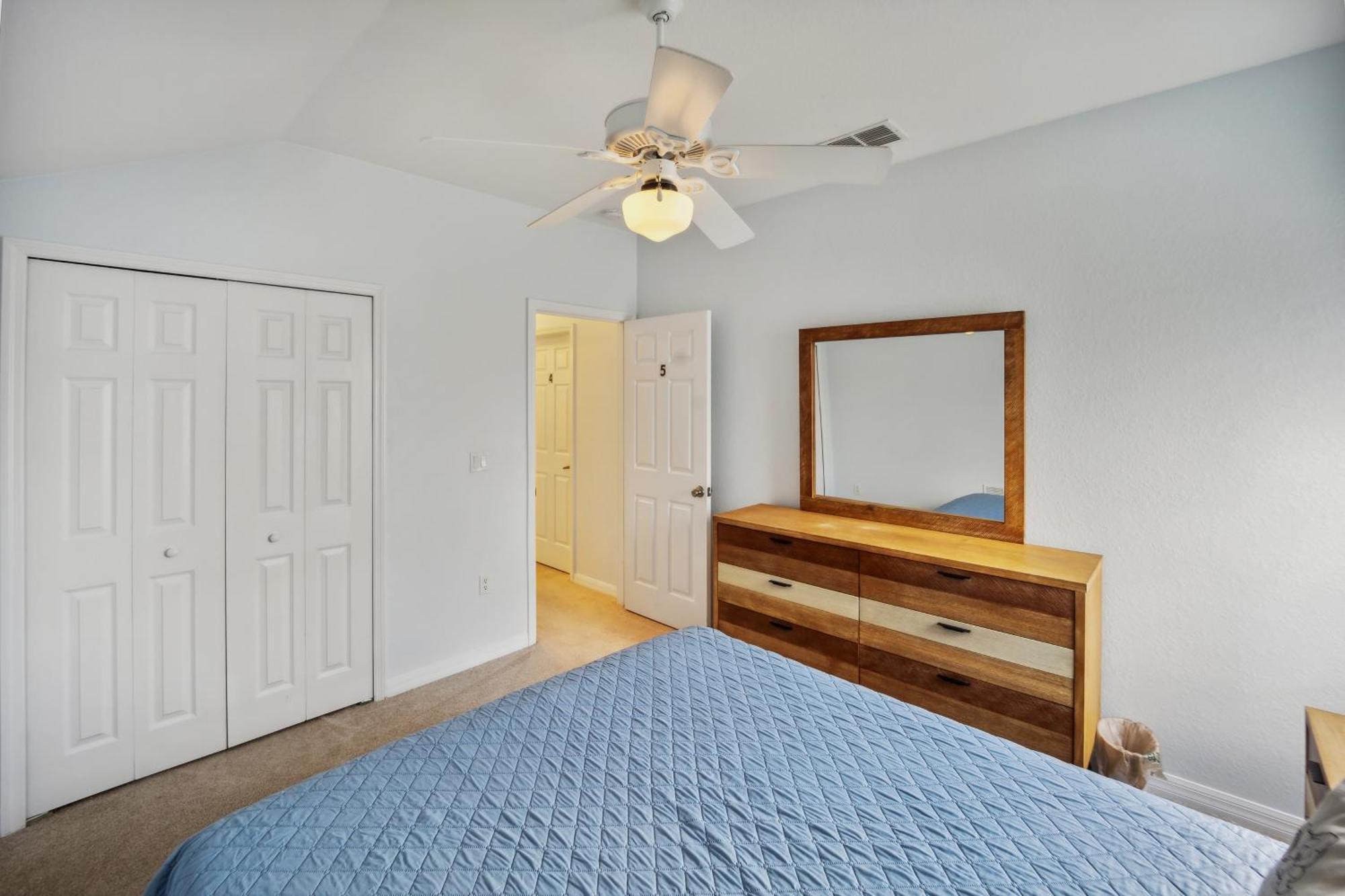 Elegant 5br With Private Pool Ferienhaus